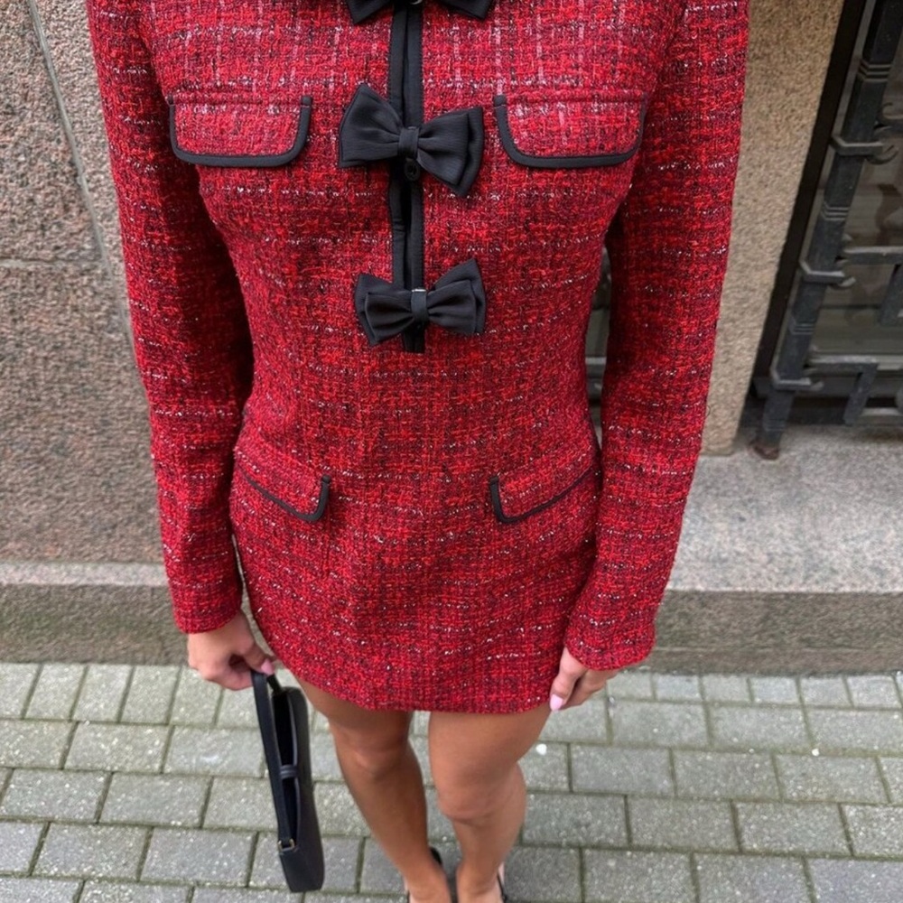 Red Elegant Women's Tweed Chic Dress with Contrast Collar & Cinched Waist